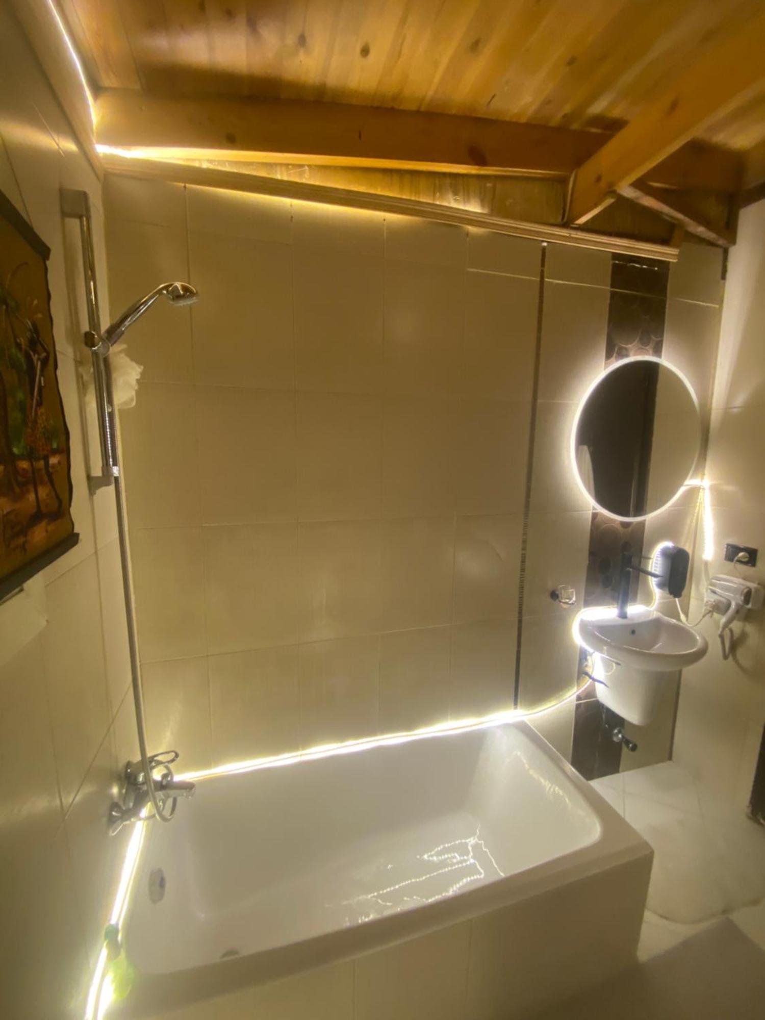 Airport Rooftop Club Luxurious Rooms And Studios 开罗 外观 照片